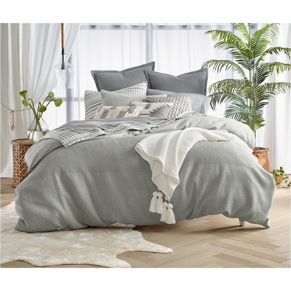 Lucky Brand Other - Lucky Brand Waffle Stripe Full/Queen Comforter set